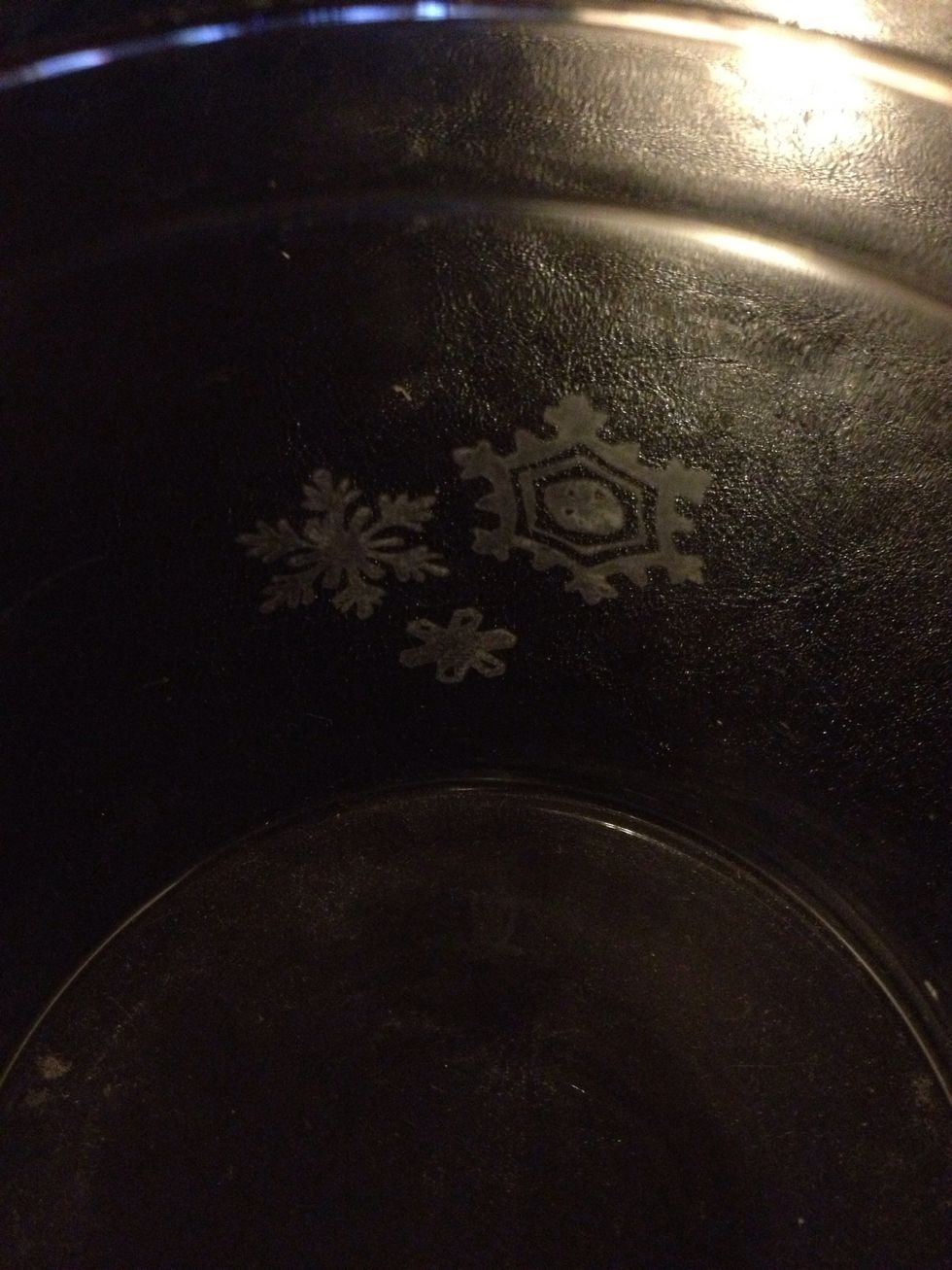 The etching won't really show up until your glassware is dry.