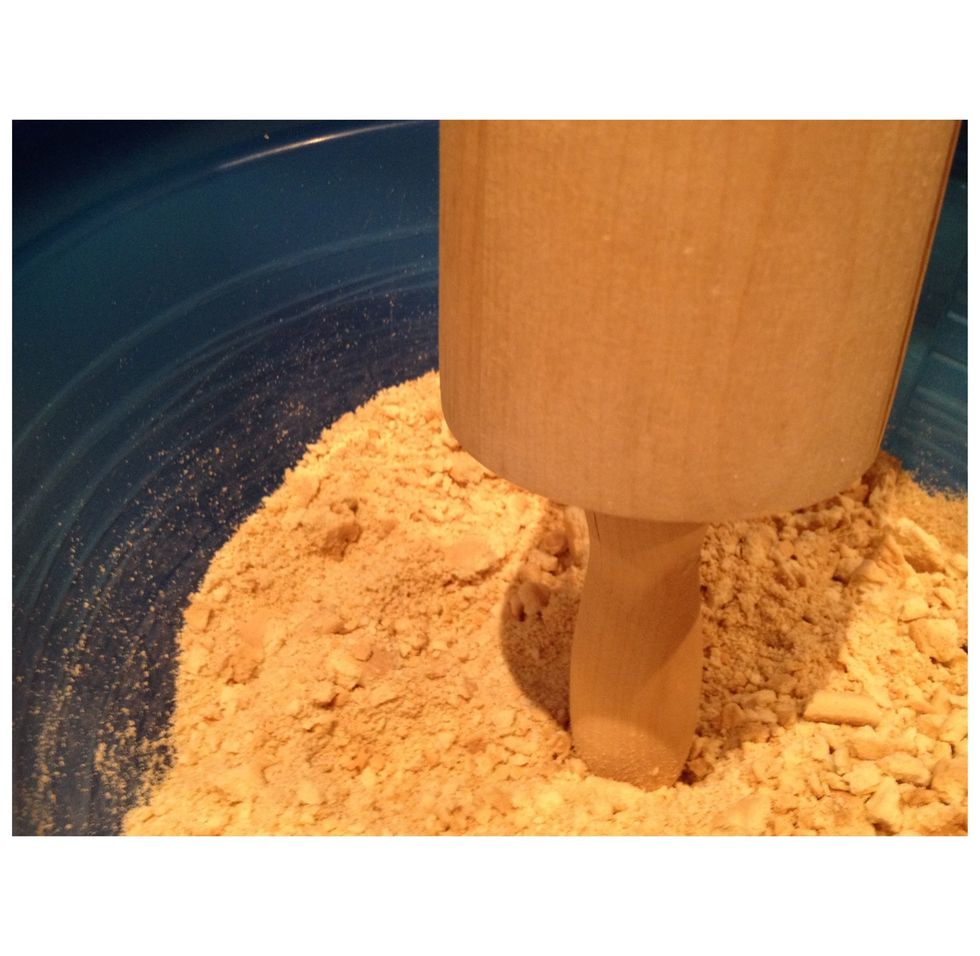 The fine crumbs are finally emerging! The finer and consistent the crumbs, the easier the apricot balls are to shape...