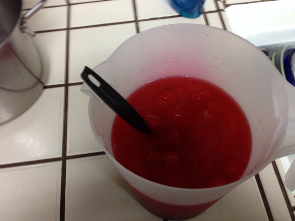 The fruit punch is the best while your eating add hot sauce and ketchup together then have a glass of punch