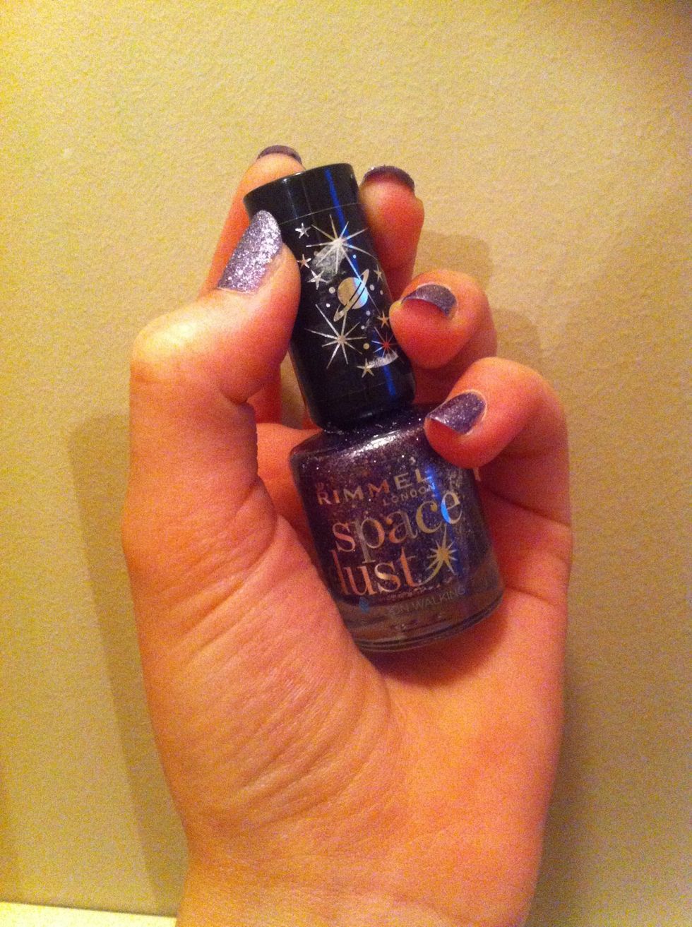 The Glitter dust design ! (Or any glitter colour of nail polish you have !! )