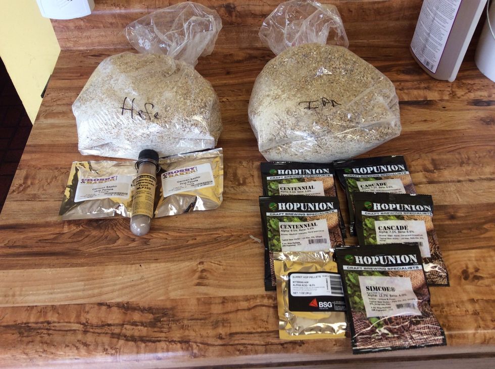 The ingredients. Hefe on the left, IPA on the right. That's a hoppy IPA.