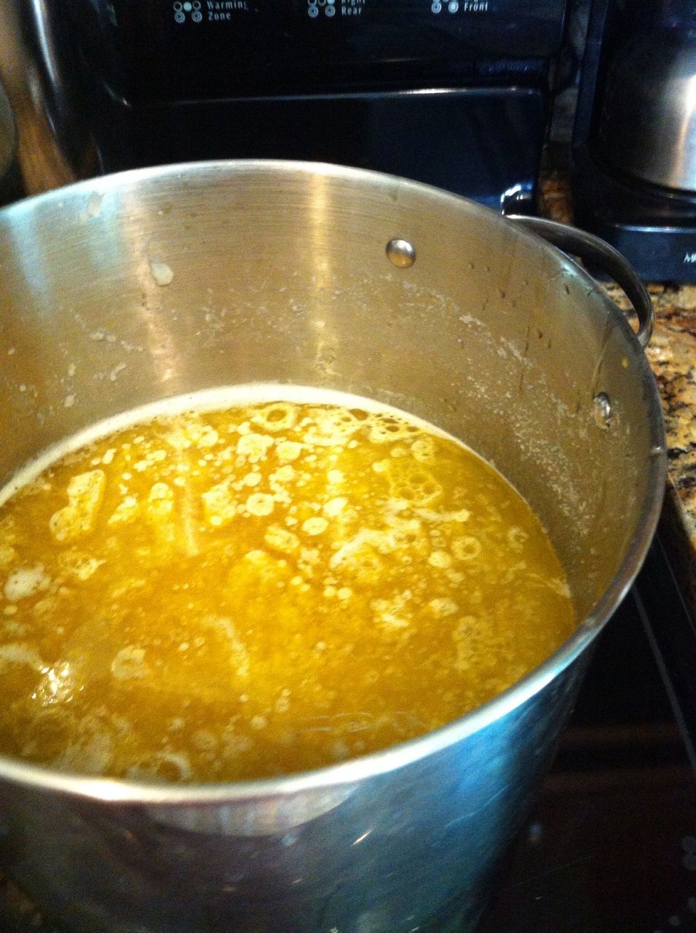 the juice from the pork in the oven and one chicken in pieces in a lot of water make this... seasoning well ...like making a lot of chicken soup.. safe the chicken and mix all the broth together..