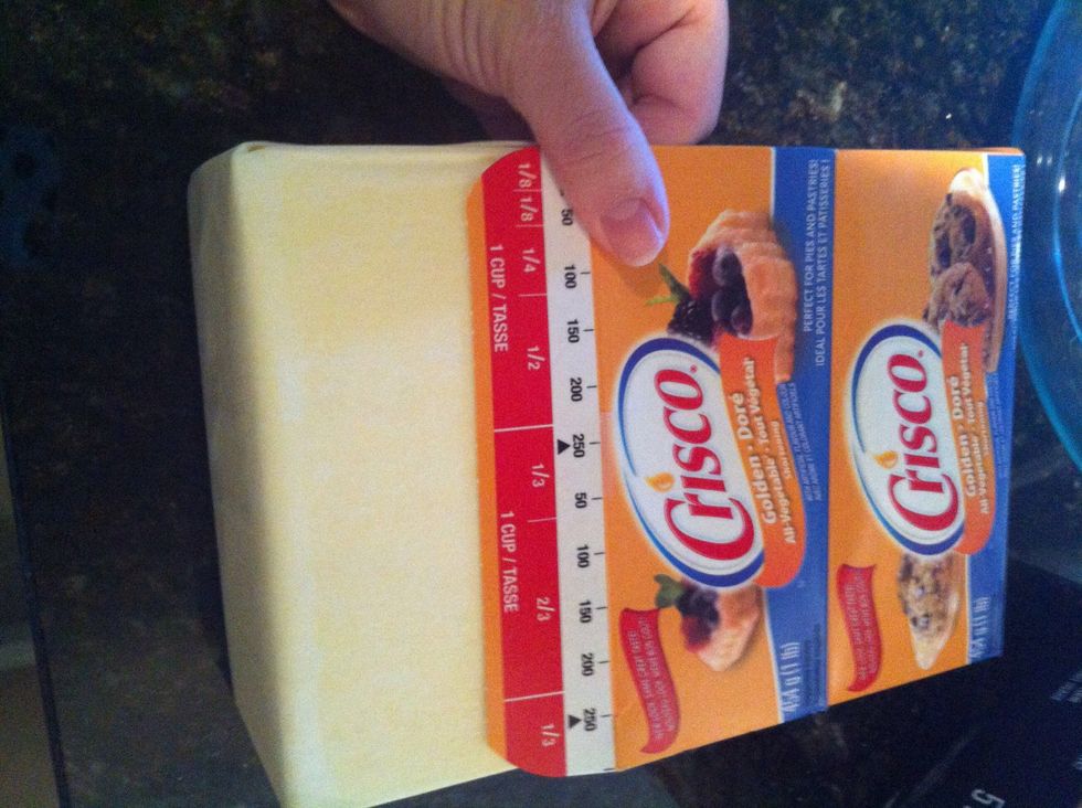 The lid of the box has a helpful measuring guide!