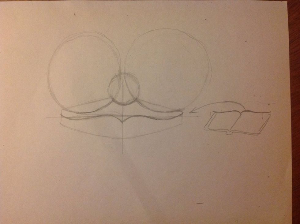 The line that divides the lips it's the same when you draw an open book. It looks easy, but that line can give you some problems. Don't worry, it's just a line, I know you can do it.