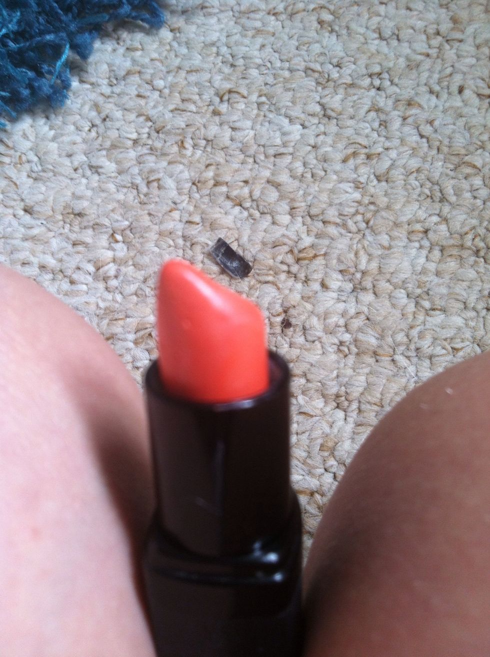 The lipstick I am using is Barry M(coral), which is a pink/orange colour, remember you can use any lipstick you want to make your perfect lip balm
