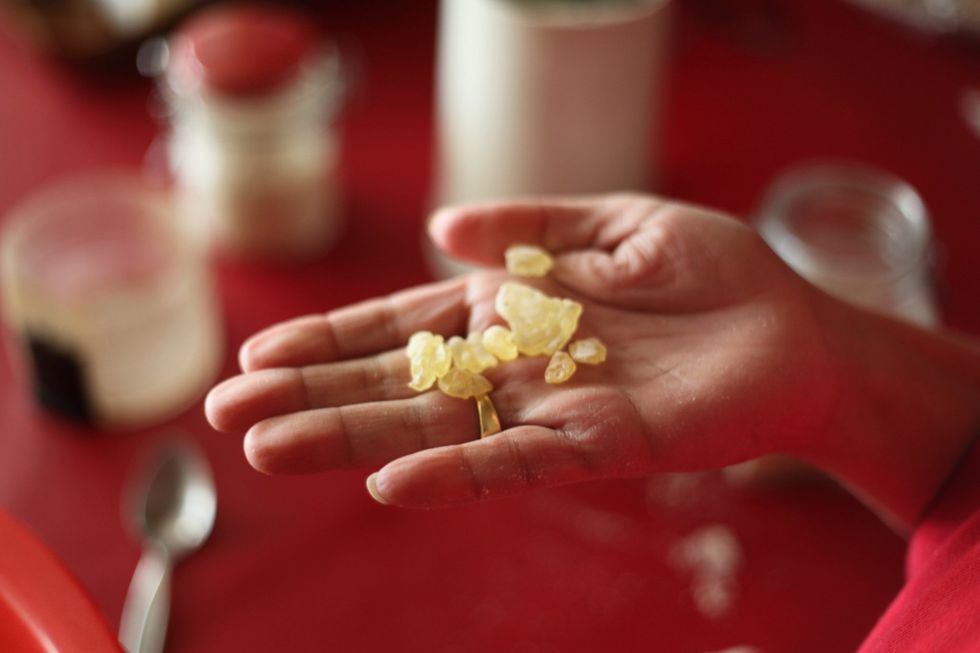 The magic musk. Also known as muscone, mustika, musk crystals. Apparently, it used to be harvested from deer!! However it is not anymore. Hello afrodesiac!!!