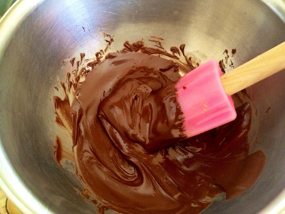 The melted chocolate should look like this.