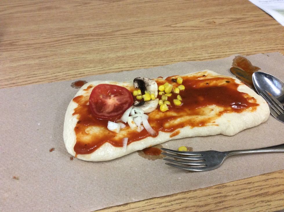 The mitochondria has appeared. It uses energy and stores food.
