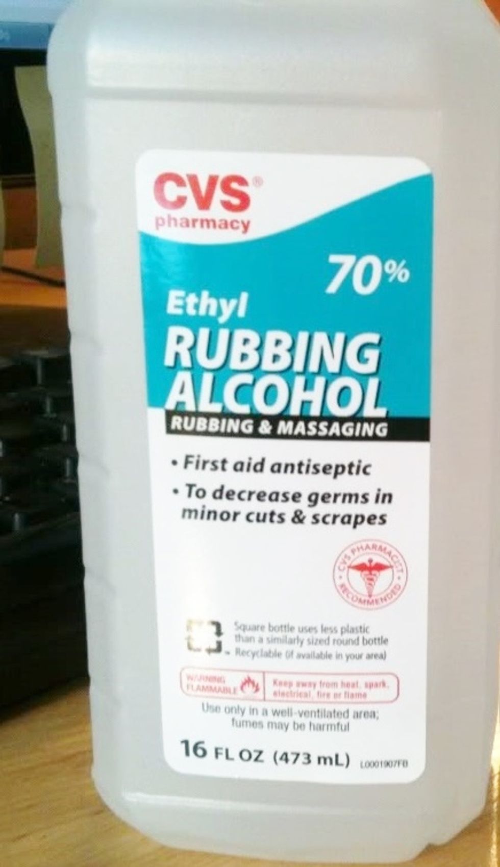 The most effective method is rubbing alcohol, first add a few drops of rubbing alcohol on a cotton ball and rub it on your nails. Then the polish is simply gone.