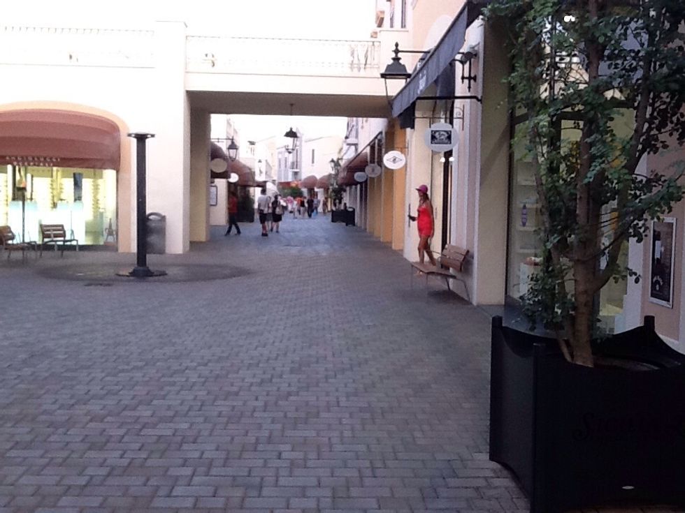 The new outlet Fashion Sicily near Agira.