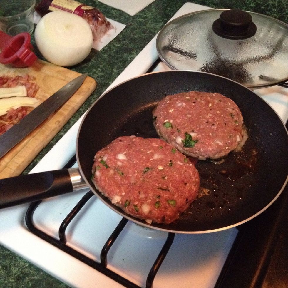 The next couple of steps are a no brainer. No need to explain. Just put the patties in a hot pan. Do not use too much oil or anything.