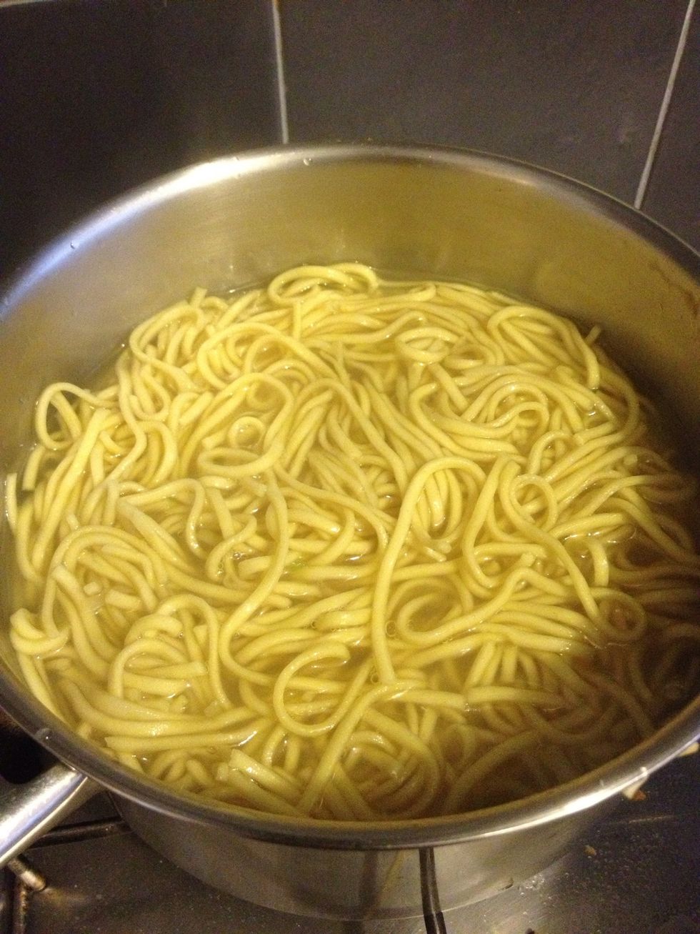The noodles are done so drain them and serve it all up!