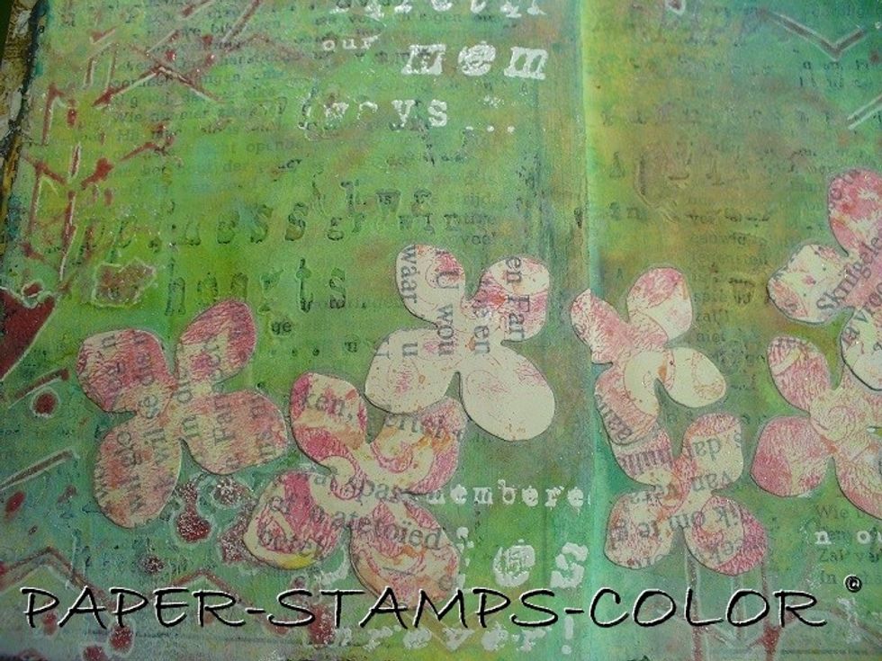 The other side - I like the randomness of color on the flowers.