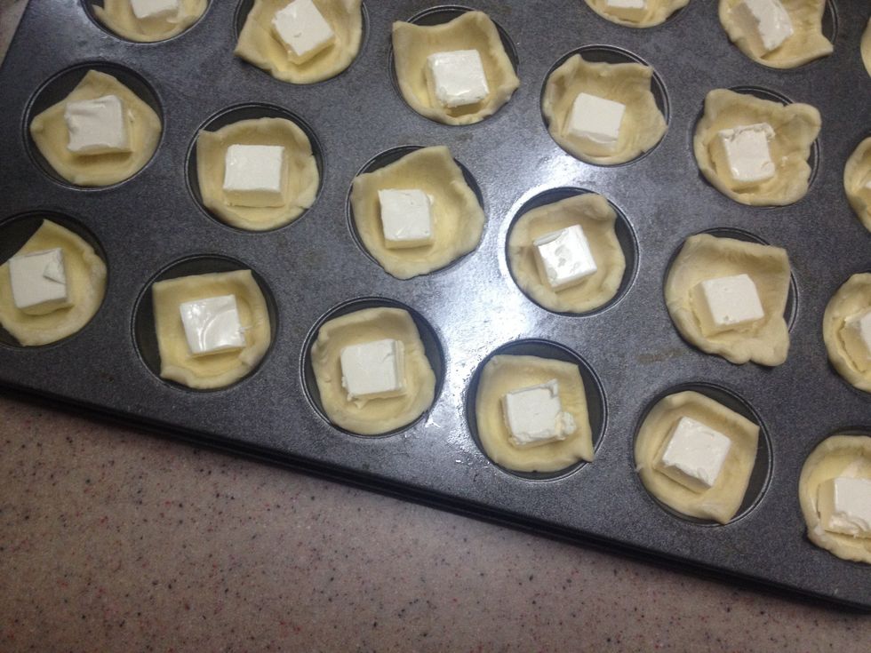 The other version : place some cream cheese instead