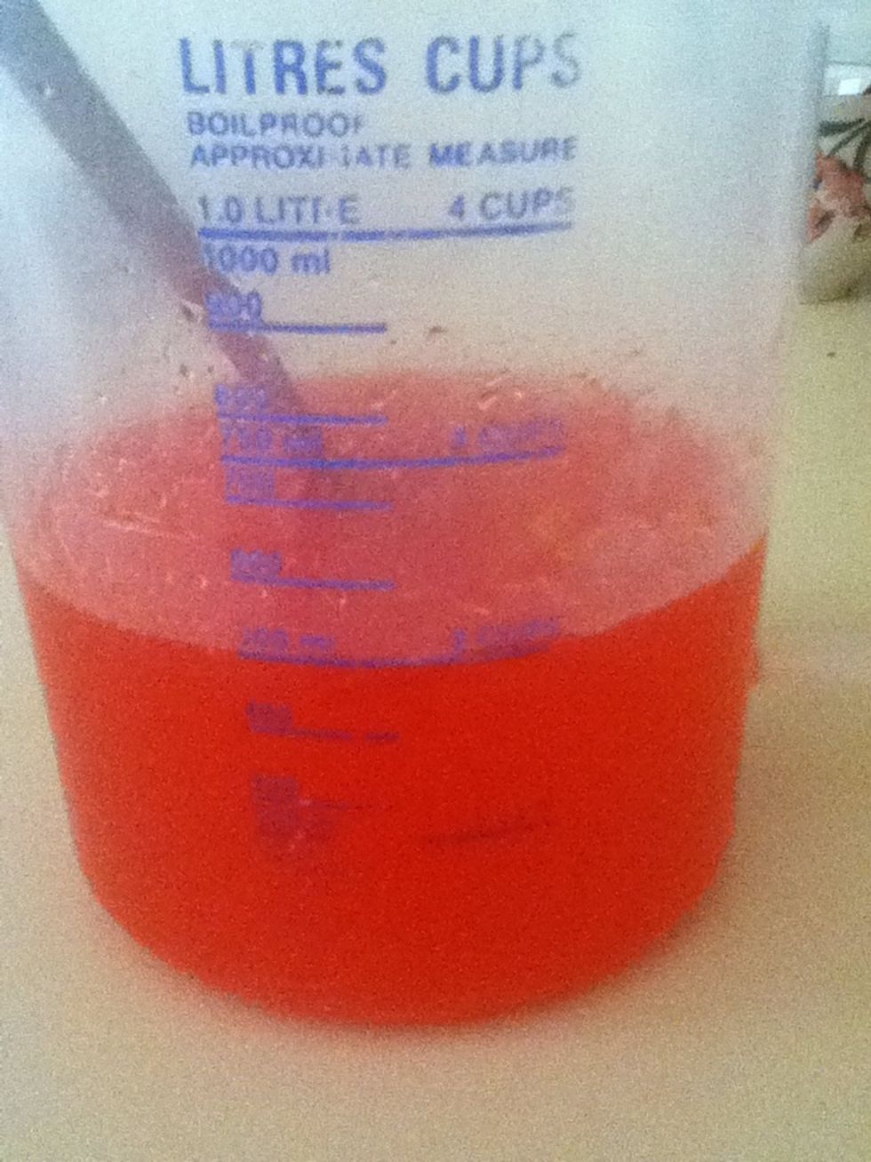 The packet should make 500 ml of jelly