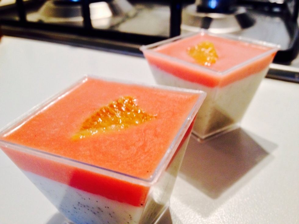 the pannacotta is ready to be served