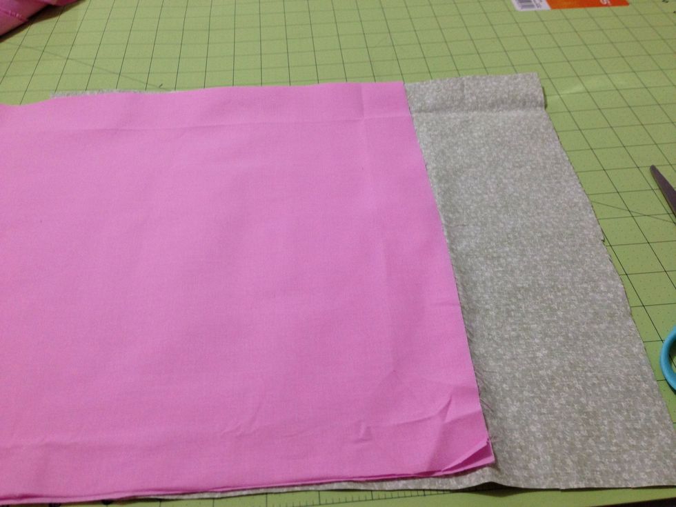 The pink is my lining fabric & the green is my exterior fabric. You need to have two of each.