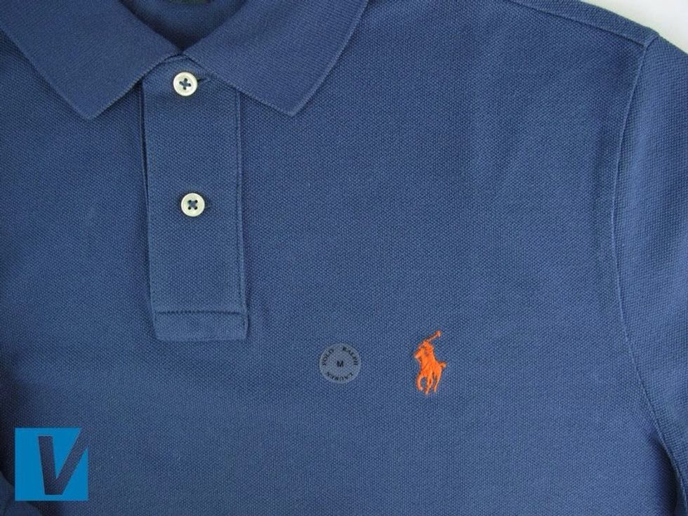 The Ralph Lauren Polo player logo is positioned perfectly upright with a very clean finish. Logo sizes vary with styles.