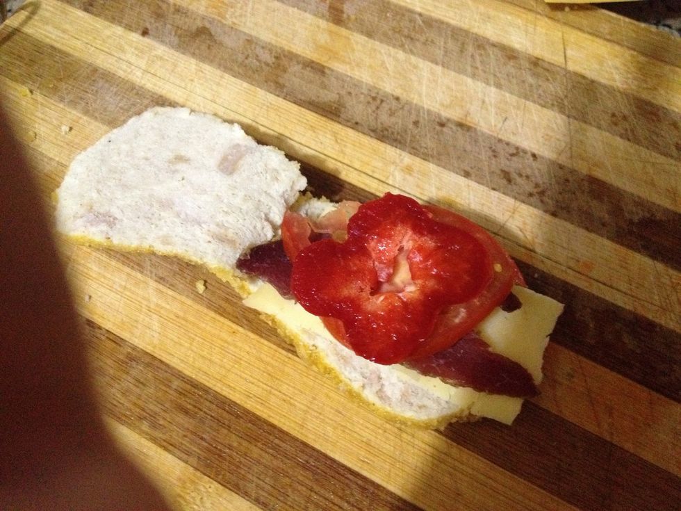 The red pepper slice