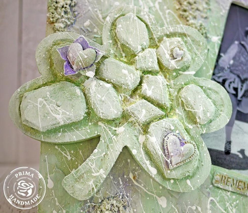 The result? A gorgeous shamrock piece filled with amazing color and texture from the geoshapes!