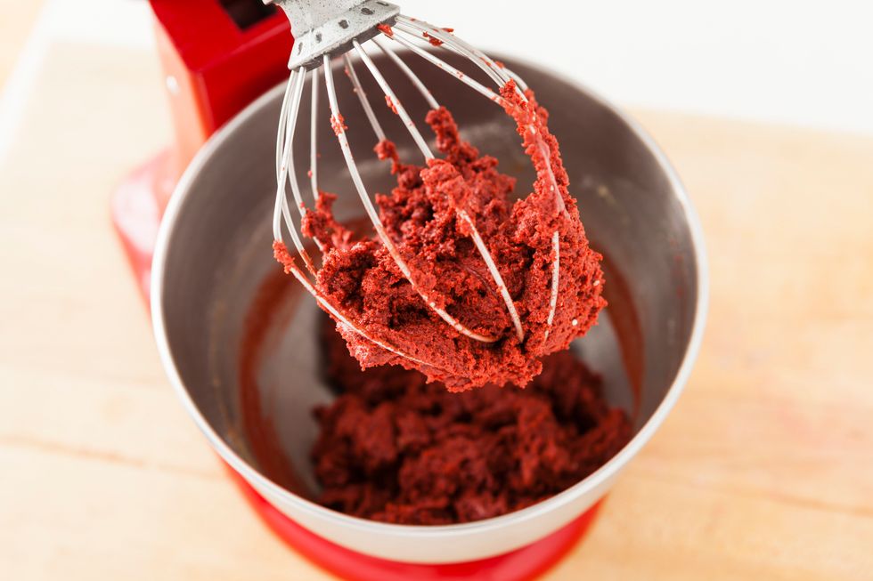 The result will be a very thick red mixture.