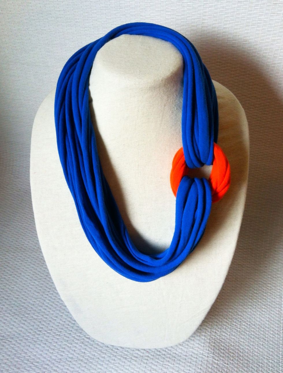 The Ringer - Check out how to get this look with your MonkeyTeeMonkeyDo infinity t-shirt necklace scarf.