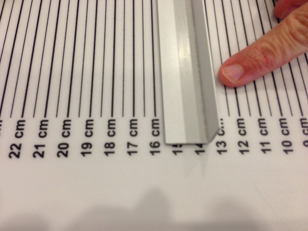 The score achieved can be found by reading the measurement alongside the edge of the bar.