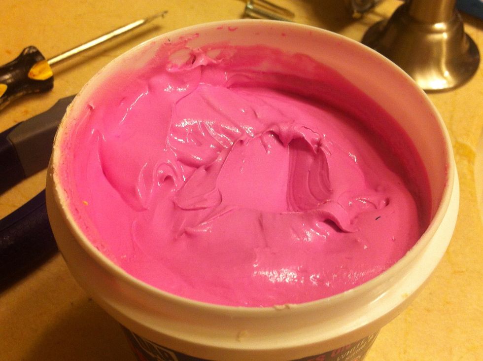 The spackle will go on pink and turn white when it is dry. Allow 1-5 hours between coats. I recommend 2 coats for a small job.