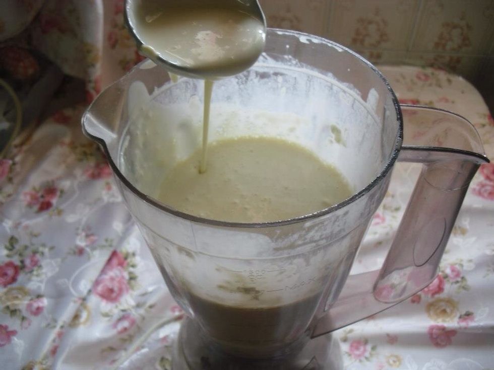 The thickness of the mix must be such as this