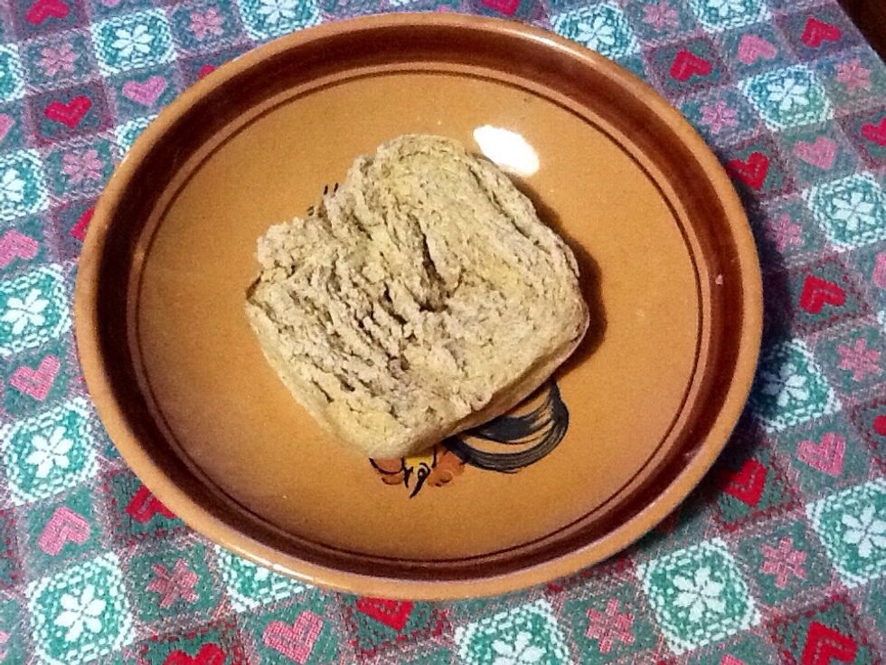 The traditional frisella is a piece of bread which is baked twice and cut into two halves before the second baking. It is made with wheat or barley flour. It can be bought in any bakery in Salento.