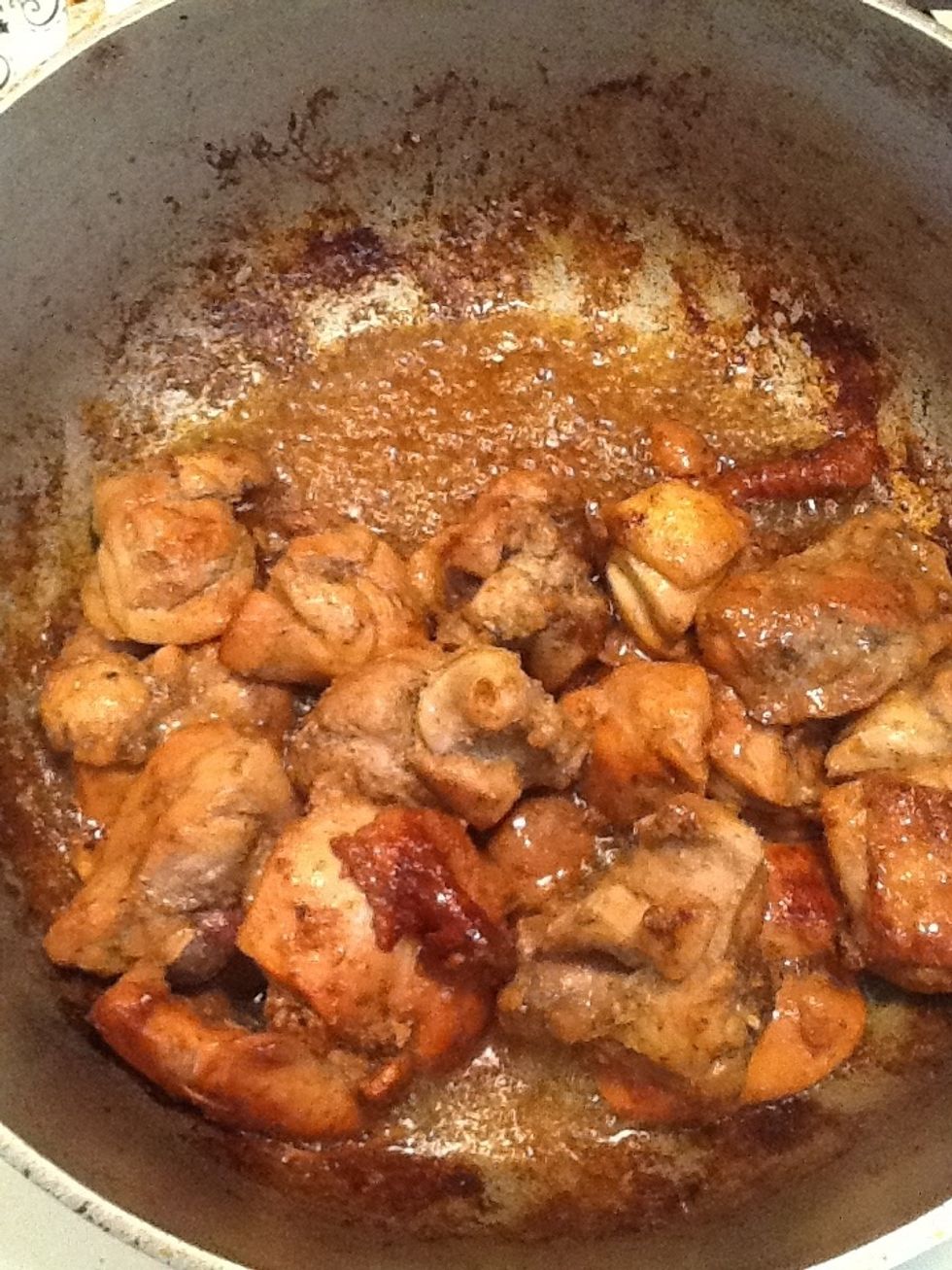 The water has evaporated once more. We will now continue to next step. We don't want to overcook the chicken, it will fall apart.