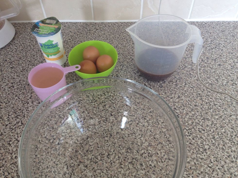 The wet ingredients.