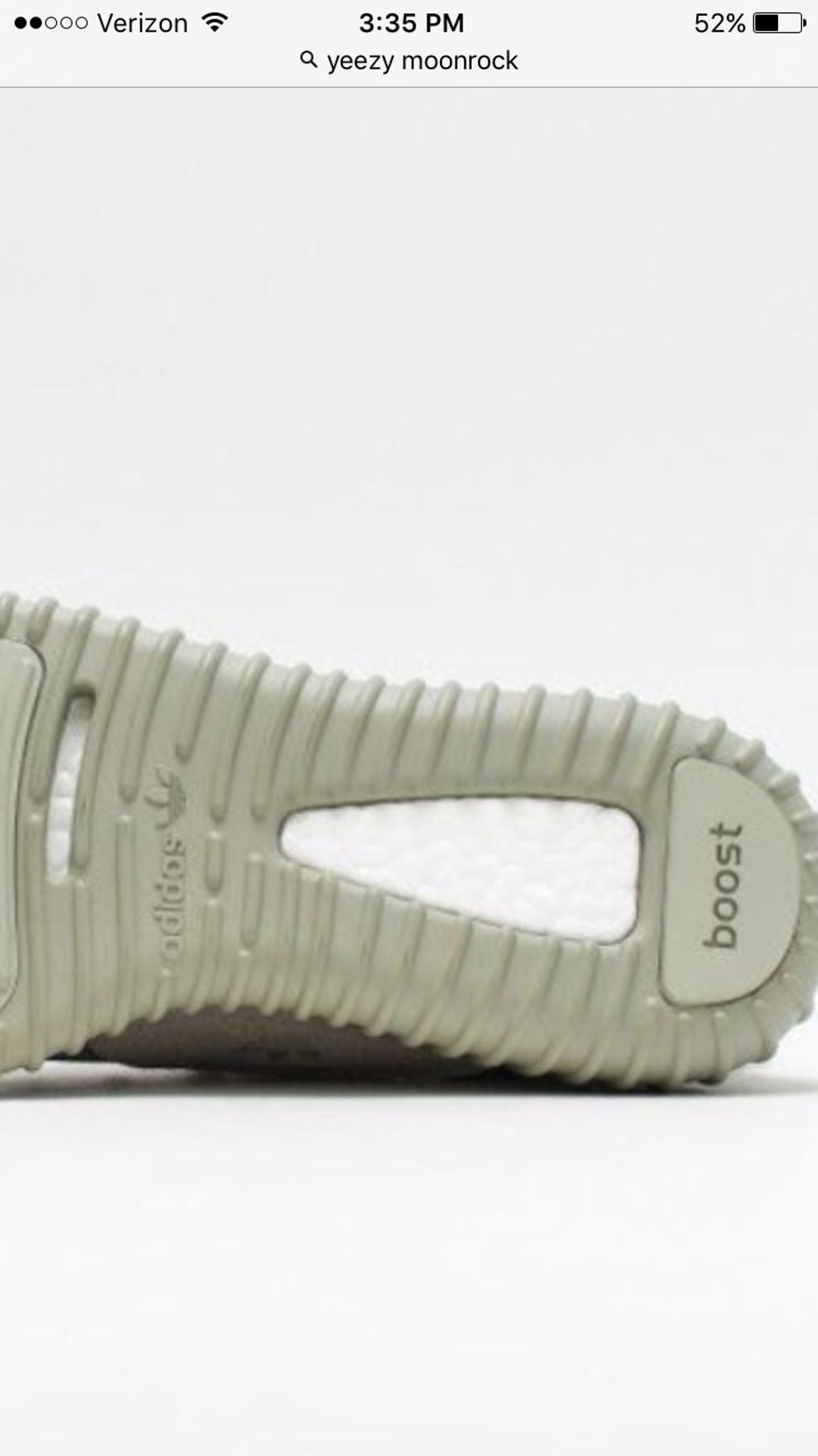The white boost patters on the bottom should be completely different from the other shoe in the pair. This does not mean a mirrored image.