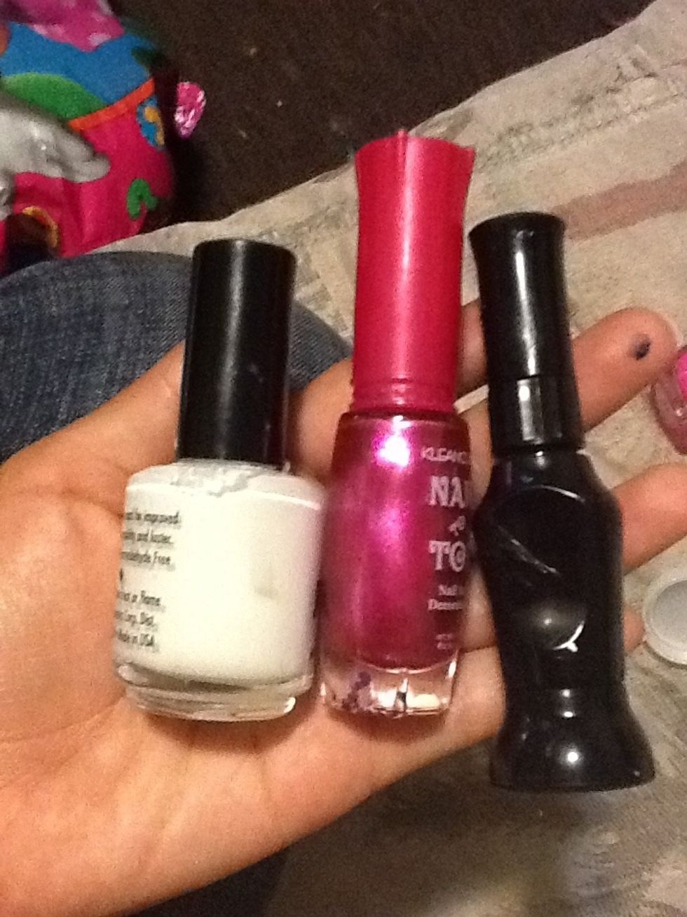 The white one is regular then the other two are the thin line ones.. I buy mines in any dollar store..