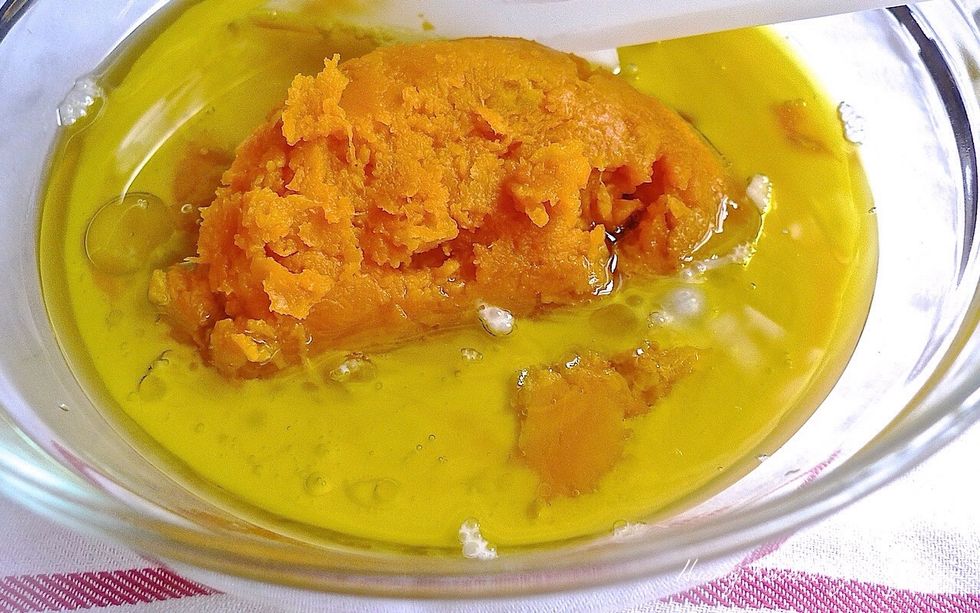 Then add all the other WET ingredients into the bowl.