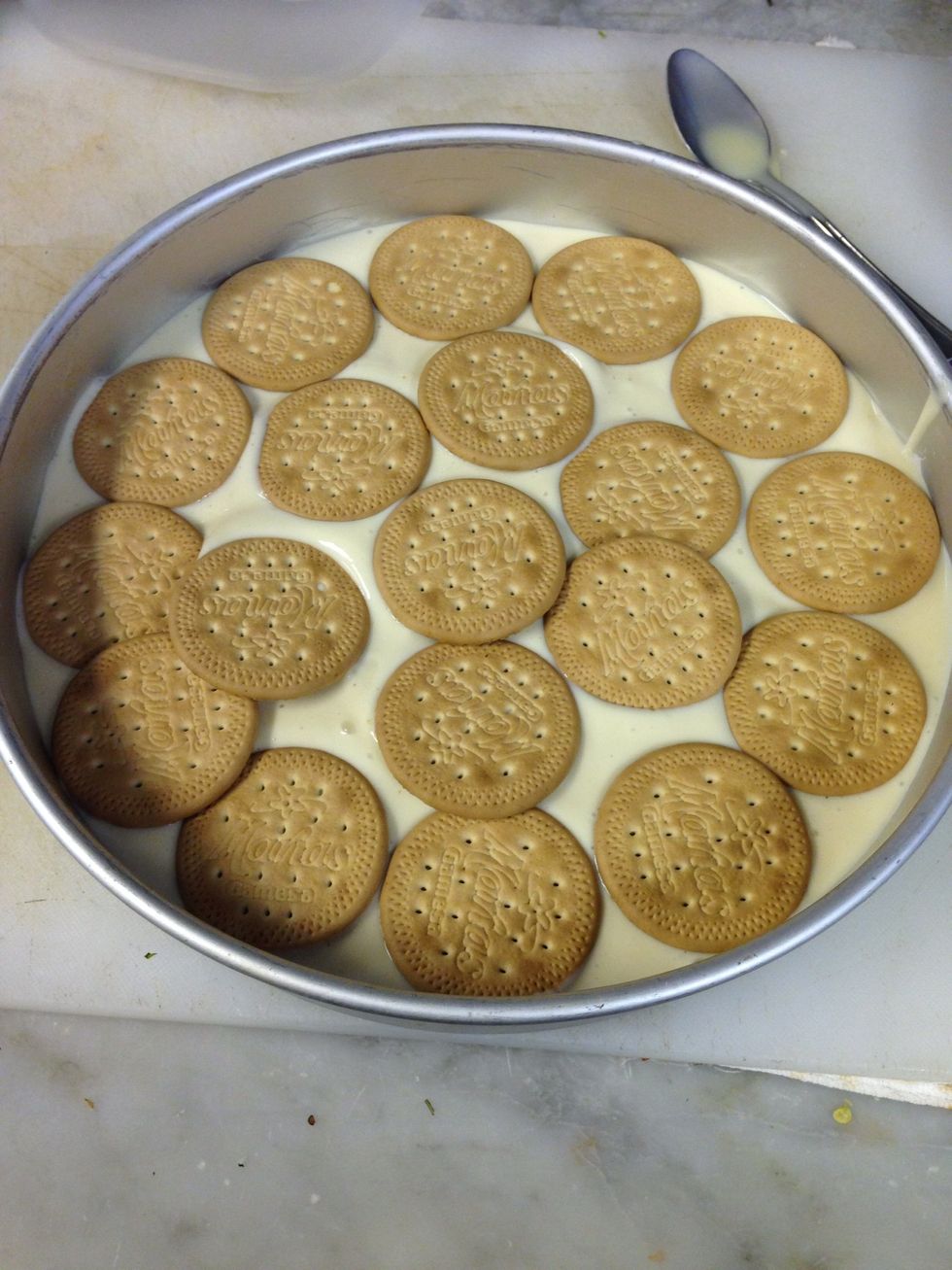 Then add another layer of cookies, you can do as many layers as you want, i actually doubled  the amount of cookies on the second layer