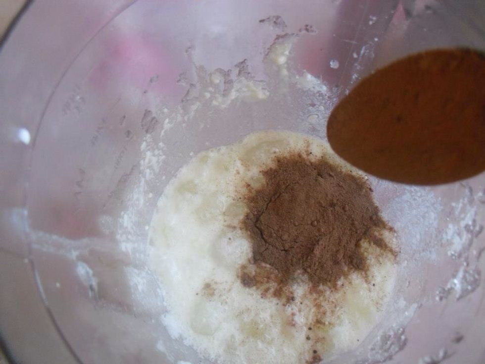 Then add cacao powder .