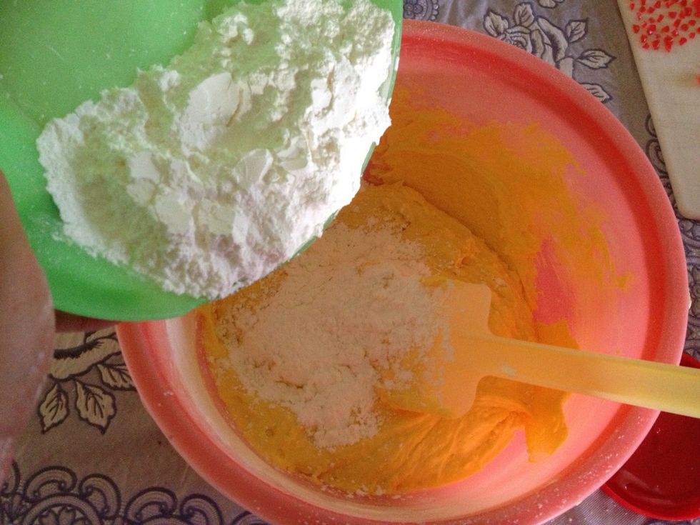 Then, add corn flour into the mixture. Mix well