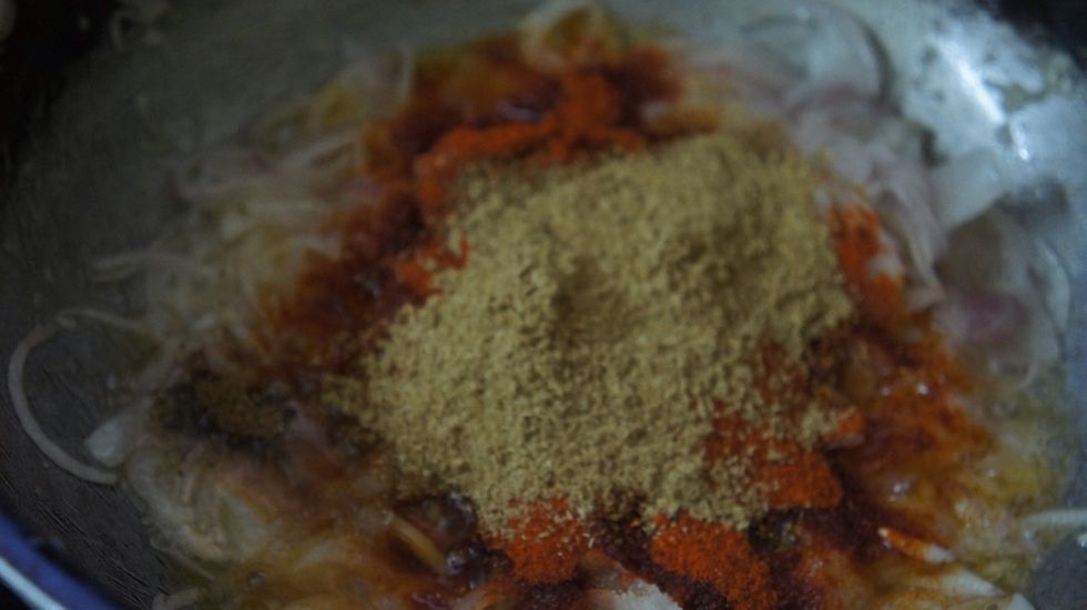 Then add cumin powder, red chilli powder and garam masala then stir it... Cook for 2-3 min. In medium flame.