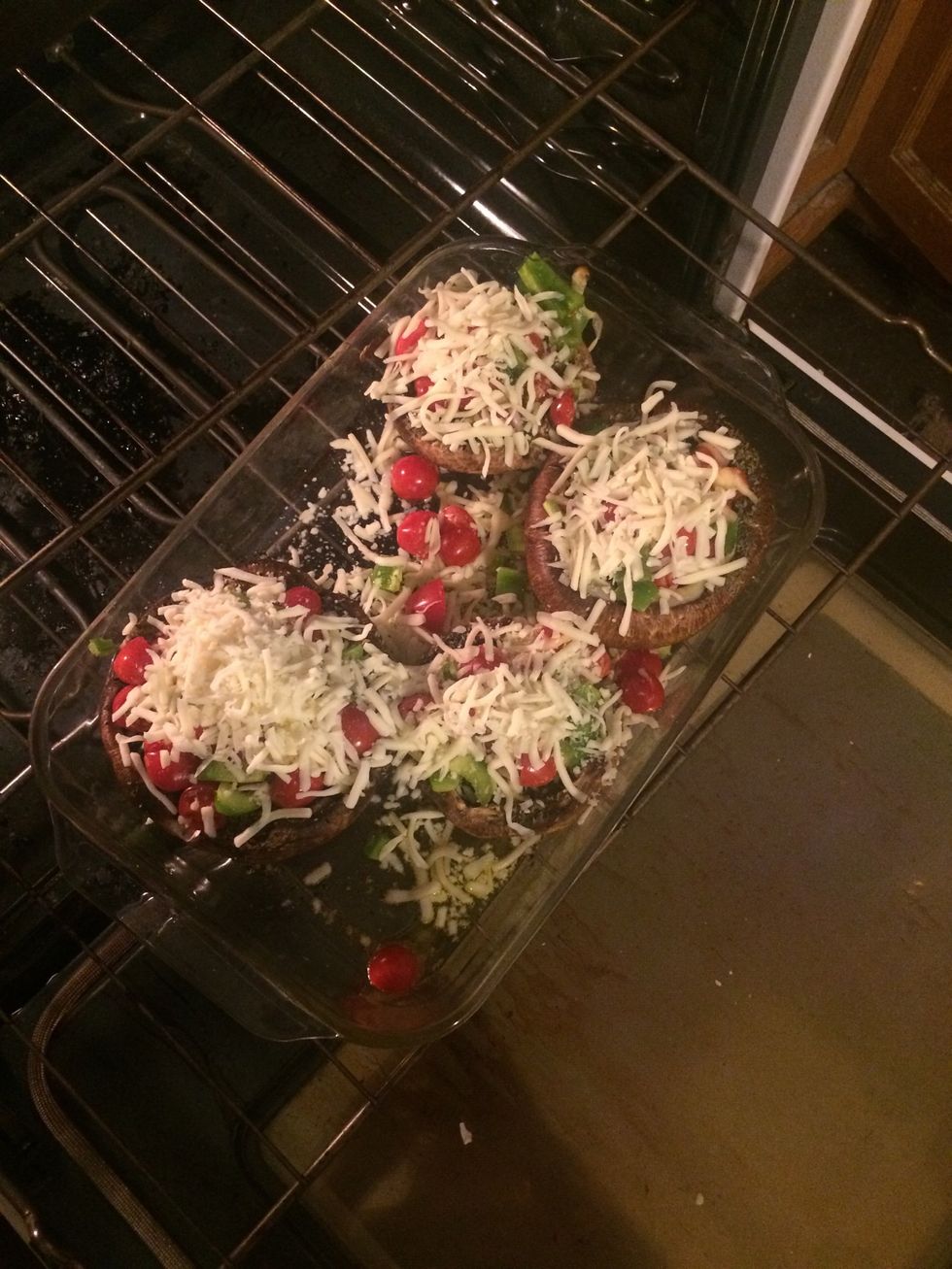 Then add mozeralla to cover top of caps, bake another 10 mins