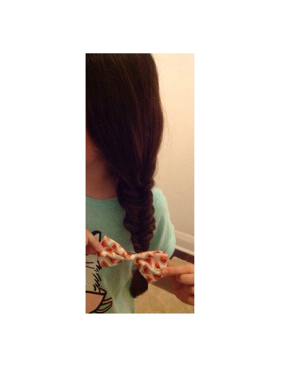 Then add on your little accessorises and your done! With your very own fishtail braid !