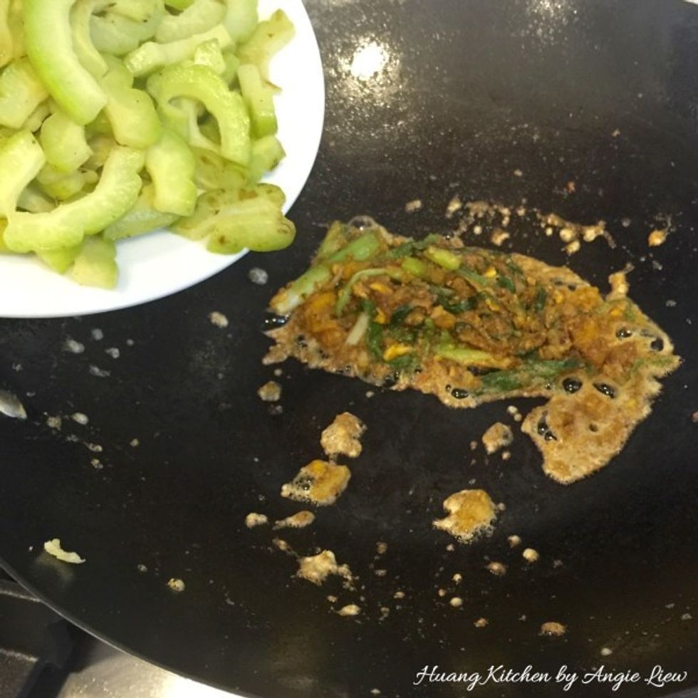 Then add the fried bitter gourd.