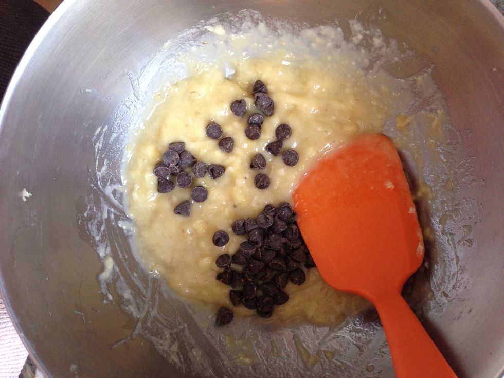 Then add your chocolate chips in the pureeed Banana mixture
