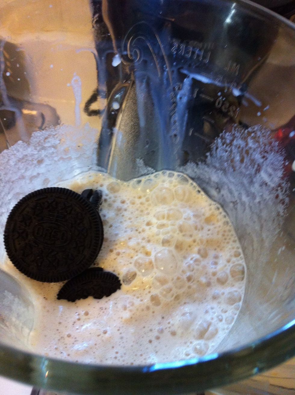 Then add your Oreos and blend blend blend. When it starts to look like cement mixture you know that it's super chocolatey and done