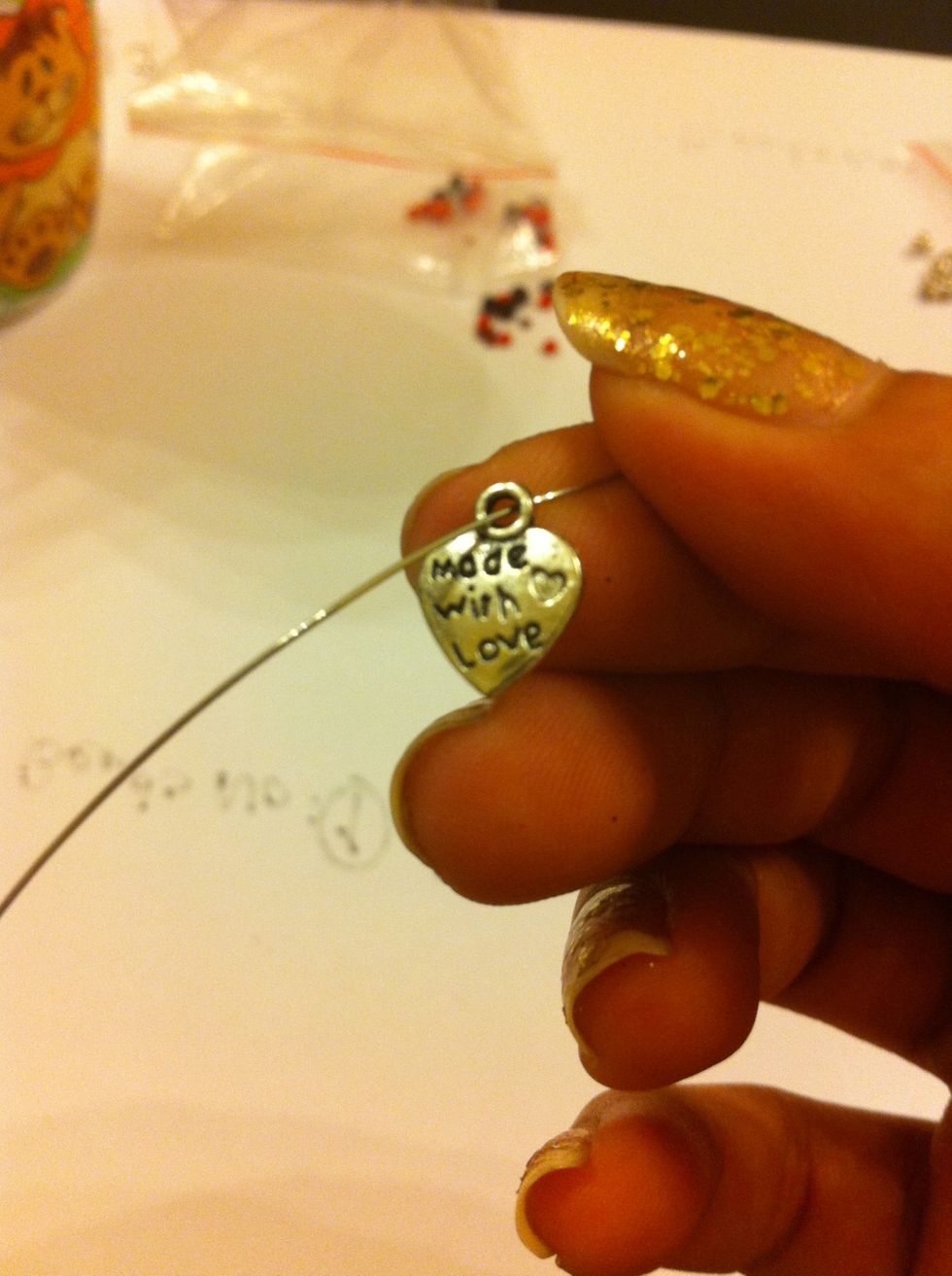 Then after that im using this hanging stuff \ue105 Which is bead number 4 ( check step number 3)