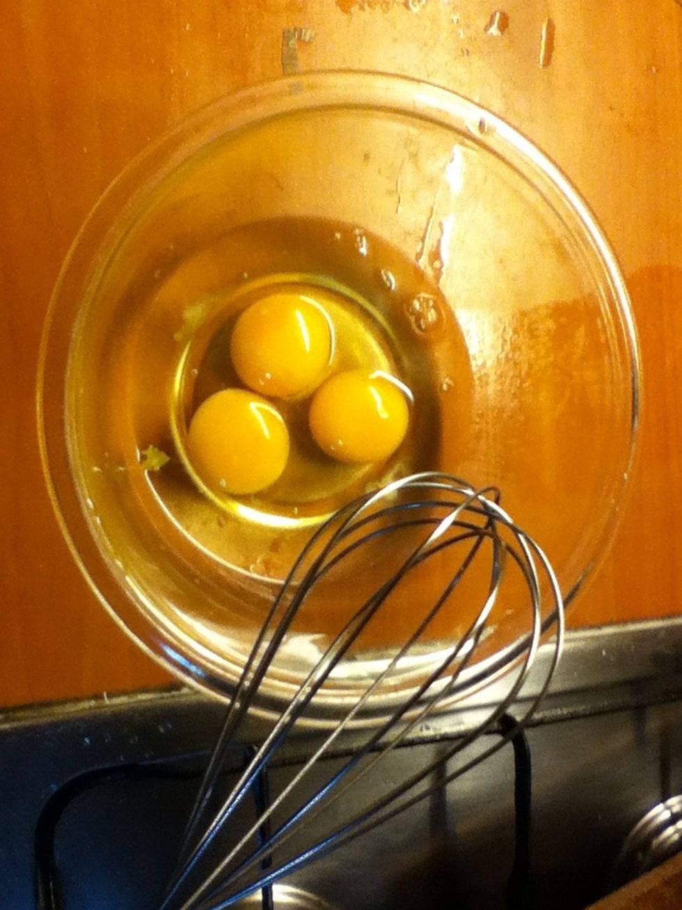 Then break the 4 (3) eggs and mix them