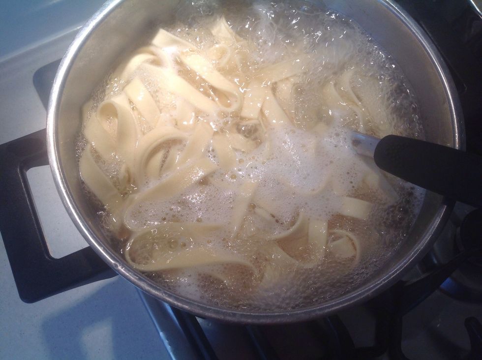 Then bring your Fettuccine pasta to the boil and cook it until it's all-dente.