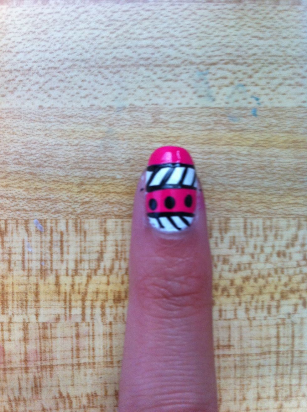 Then carefully paint the rest of the bottom part hot pink. (You could've done that before when you painted the other pink, but honestly I forgot.) \ud83d\ude0b