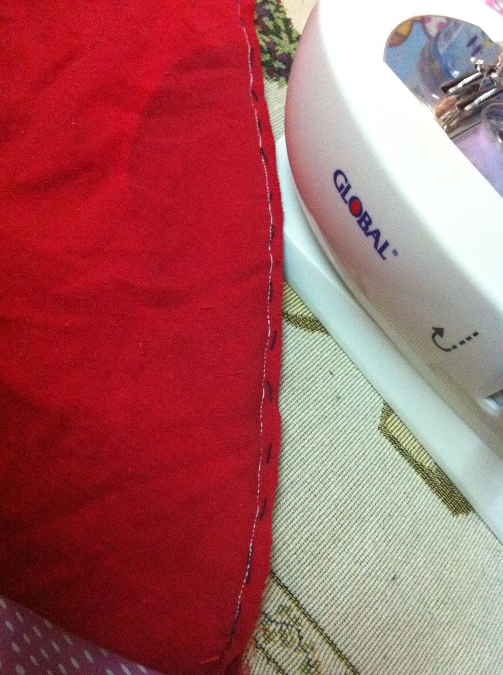 Then dah boleh buang jelujur tu. remember to use warna benang yg sama dgn baju sendiri. Mine guna putih sbb takde benang merah