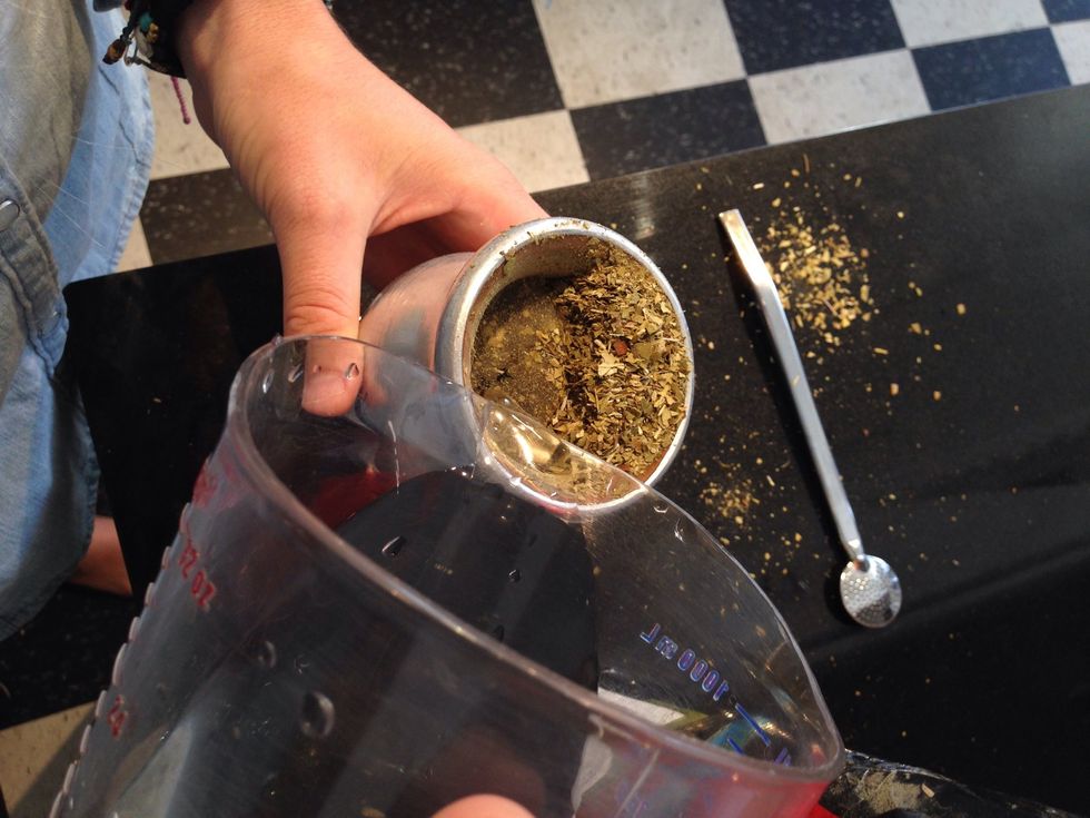 Then, fill the space you've created with cold water to protect all of yerba mate's antioxidants